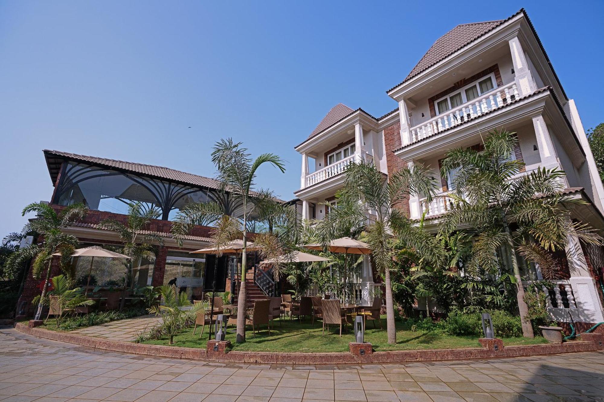 Grand Continent Anjuna A Sarovar Portico Affiliate Hotel Near Anjuna And Vagator Beach Екстериор снимка